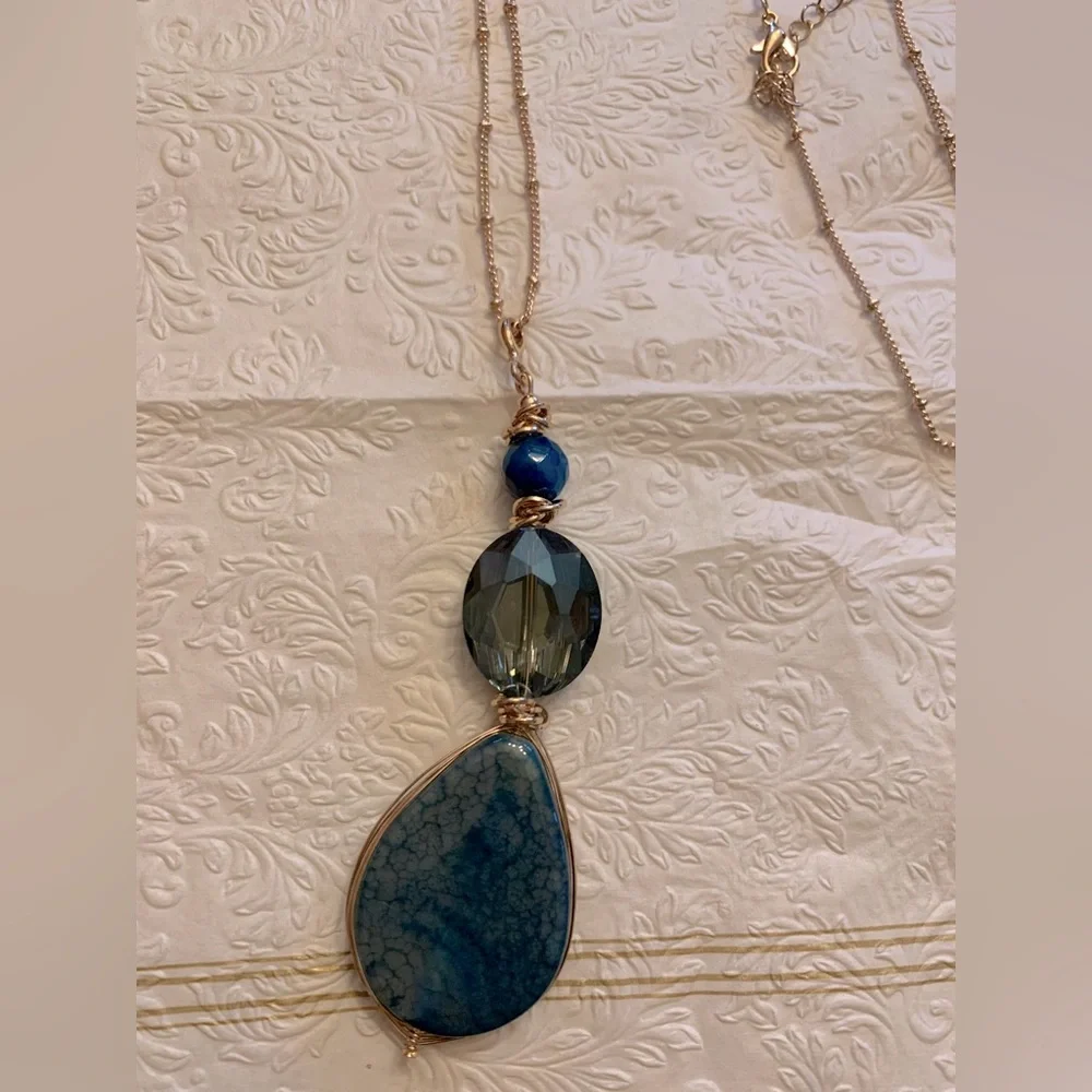 Turquoise statement necklace - Picture 2 of 2